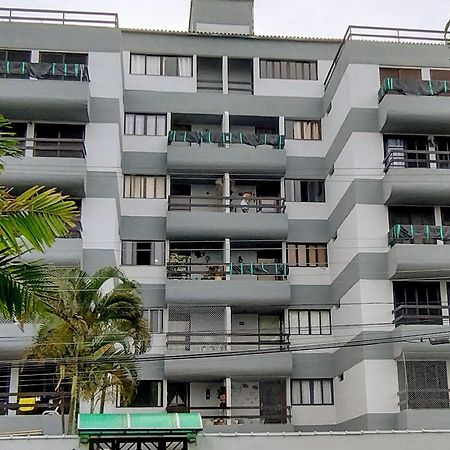 Moderno E Confortavel Apto Prainha Caraguatatuba Exterior photo